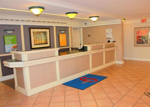 Baymont by Wyndham Tulsa Broken Arrow - image 6