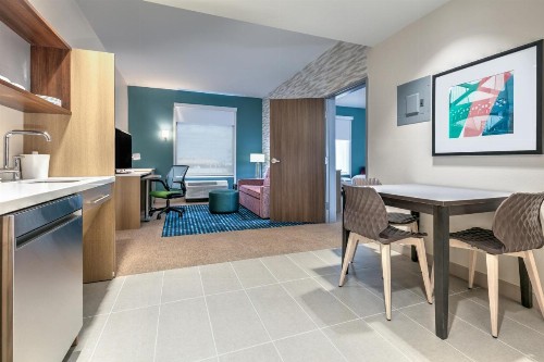 Clarion Inn Tulsa International Airport - image 48