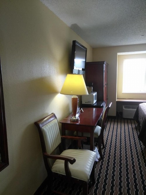 Expo Inn - image 15