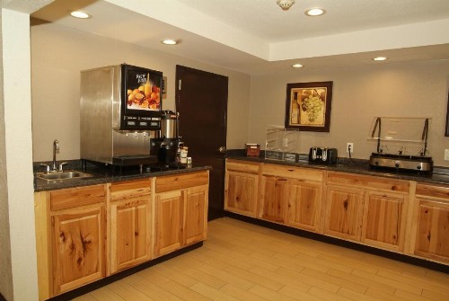 Expo Inn - image 18