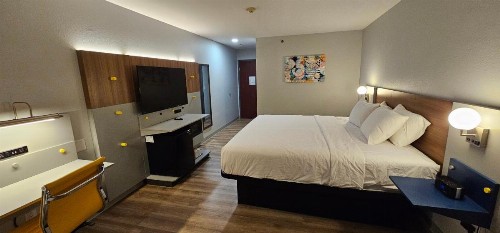Microtel Inn & Suites by Wyndham Tulsa East - image 23