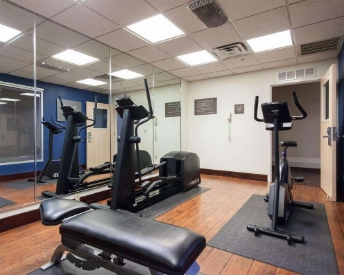 Comfort Suites Central / I-44 - image 12