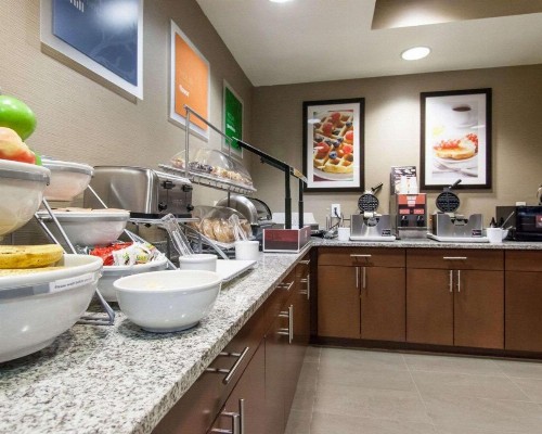Comfort Suites Central / I-44 - image 15