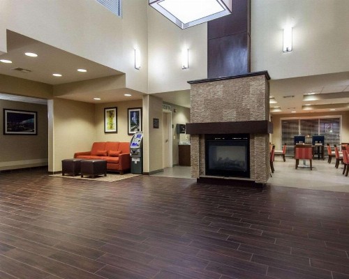 Comfort Suites Central / I-44 - image 19