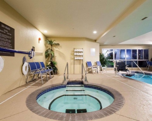 Comfort Suites Central / I-44 - image 41