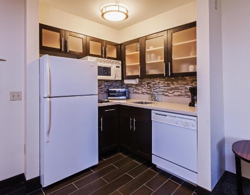Staybridge Suites Tulsa-Woodland Hills an IHG Hotel - image 13