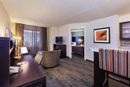 Staybridge Suites Tulsa-Woodland Hills an IHG Hotel - image 5