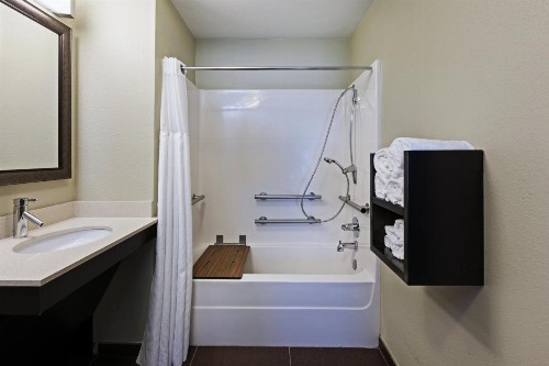 Staybridge Suites Tulsa-Woodland Hills an IHG Hotel - image 9