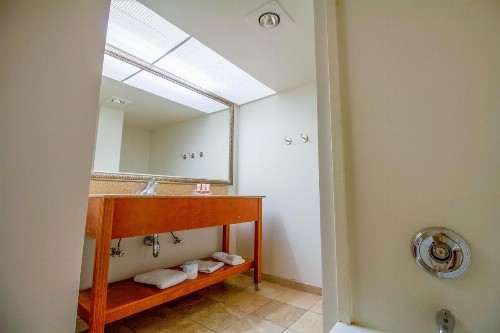 Clarion Inn And Suites - image 32