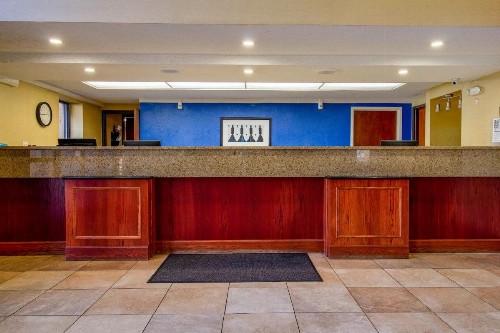 Clarion Inn And Suites - image 45