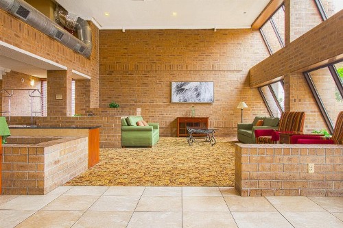 Clarion Inn And Suites - image 50