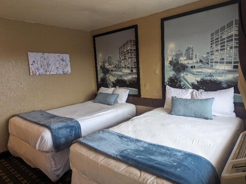 OYO Hotel Tulsa OK I-44/Route 66 - image 33