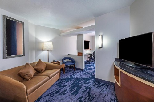 Fairfield Inn & Suites Tulsa Downtown Arts District - image 17