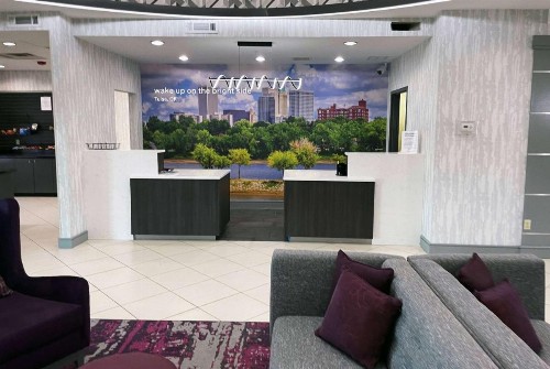 Wingate by Wyndham Tulsa - image 2