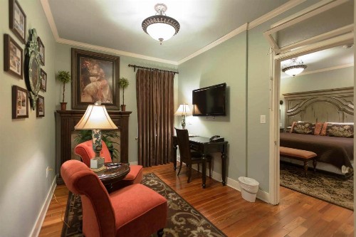 The Campbell Hotel - image 35
