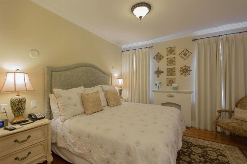 The Campbell Hotel - image 37