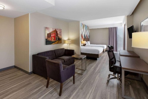 Best Western Plus Downtown Tulsa/Route 66 Hotel - image 27