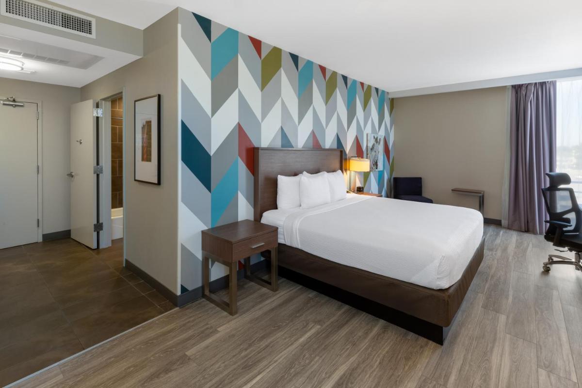 Best Western Plus Downtown Tulsa/Route 66 Hotel - image 5