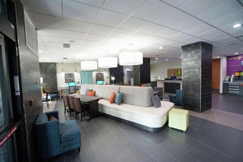 Home2 Suites by Hilton Tulsa Hills - image 5