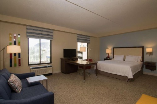 Hampton Inn & Suites Tulsa Downtown Ok - image 18