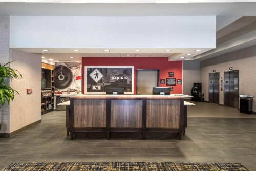 Hampton Inn & Suites Tulsa Downtown Ok - image 19