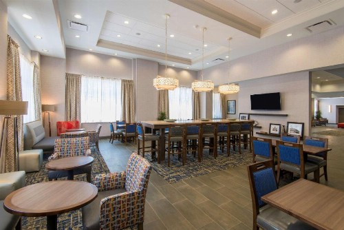 Hampton Inn & Suites Tulsa Downtown Ok - image 30