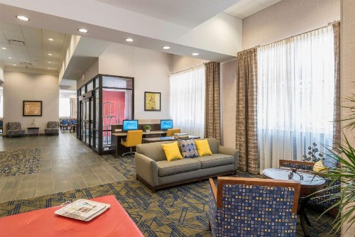 Hampton Inn & Suites Tulsa Downtown Ok - image 4