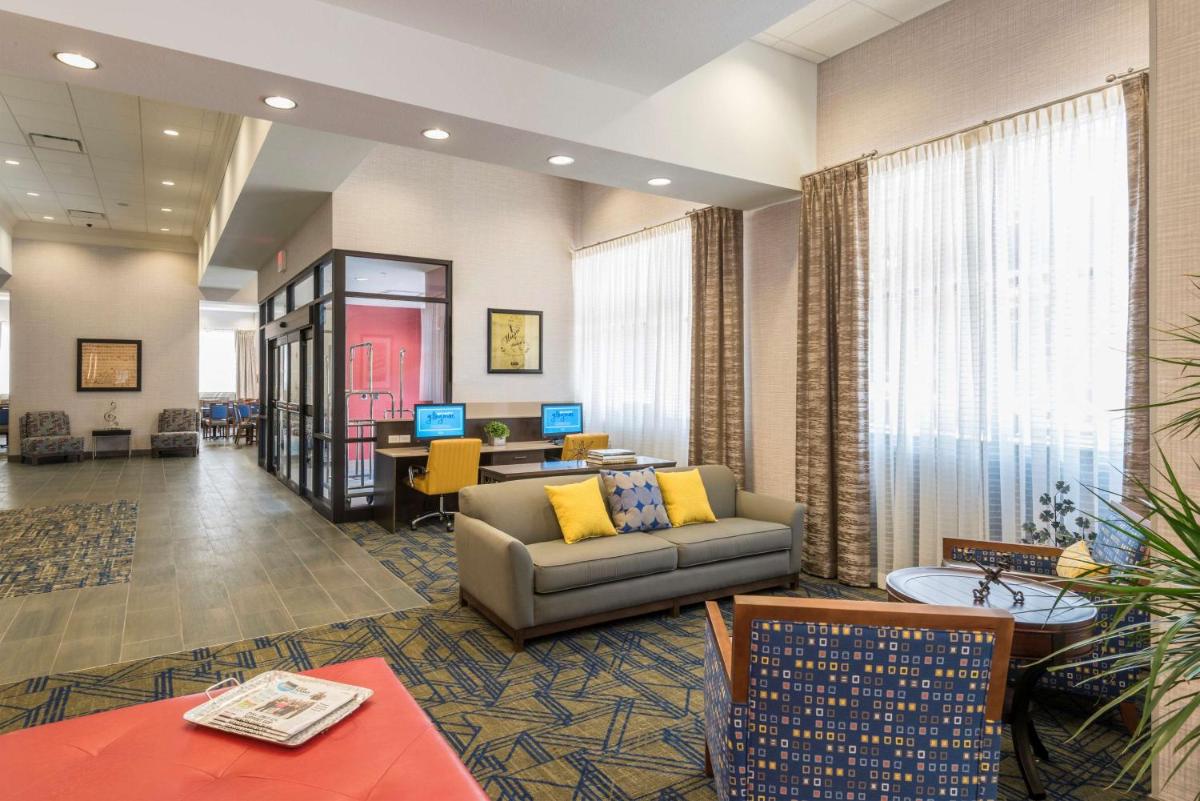 Hampton Inn & Suites Tulsa Downtown Ok - image 4