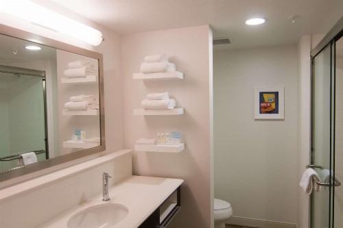 Hampton Inn & Suites Tulsa Downtown Ok - image 6