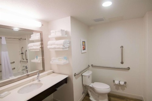 Hampton Inn & Suites Tulsa Downtown Ok - image 9