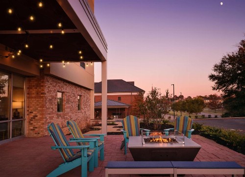 Home2 Suites by Hilton Tupelo MS - image 3