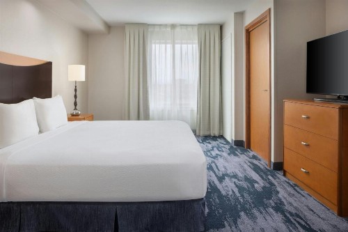 Fairfield Inn and Suites Turlock - image 10