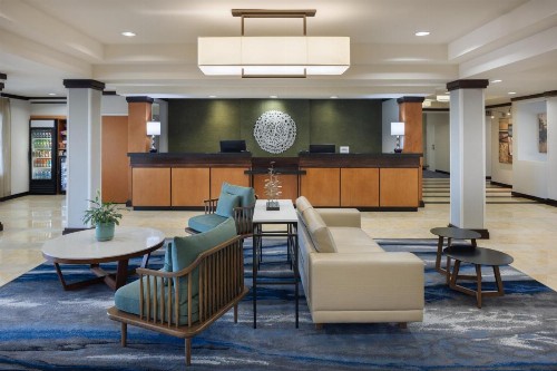 Fairfield Inn and Suites Turlock - image 11