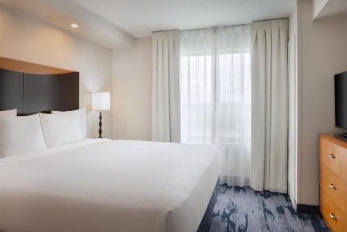Fairfield Inn and Suites Turlock - image 19