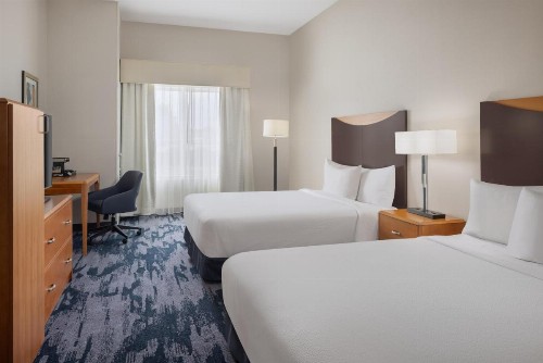 Fairfield Inn and Suites Turlock - image 9