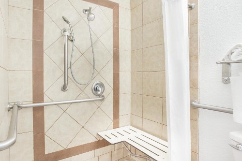 Days Inn by Wyndham Turlock - image 14