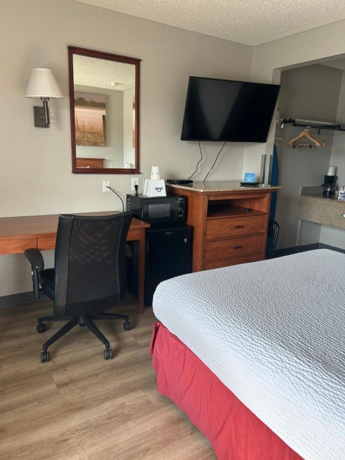 Days Inn by Wyndham Turlock - image 34