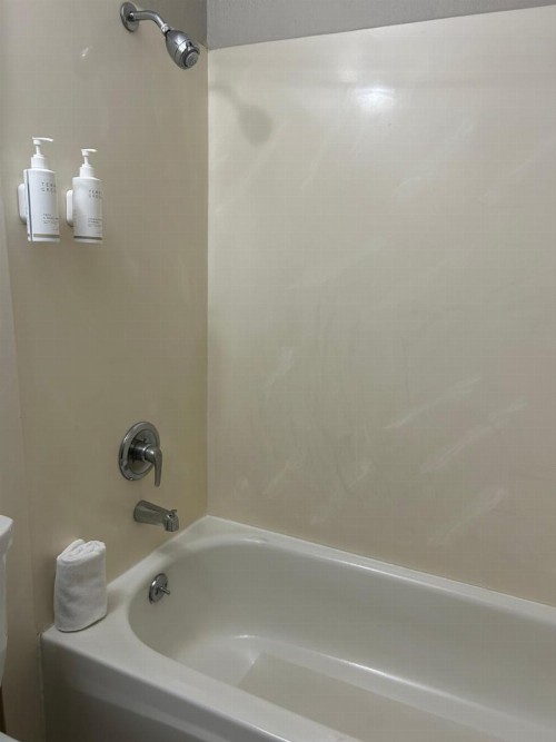 Days Inn by Wyndham Turlock - image 43