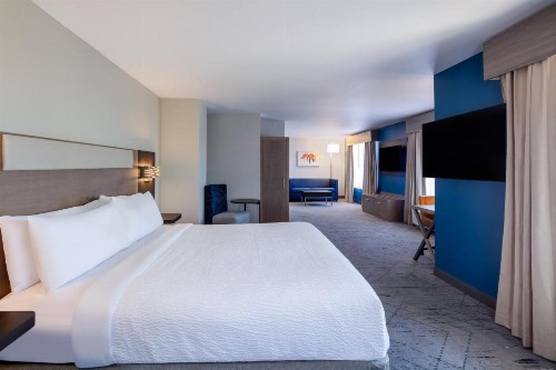 Holiday Inn Express Turlock an IHG Hotel - image 13