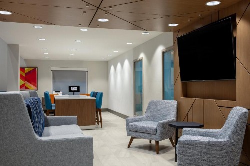 Holiday Inn Express Turlock an IHG Hotel - image 16