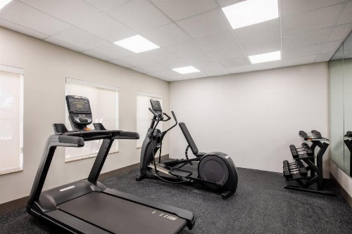 Holiday Inn Express Turlock an IHG Hotel - image 2