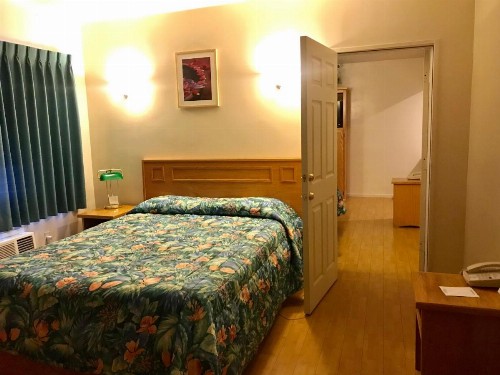Sunrise Inn - image 2