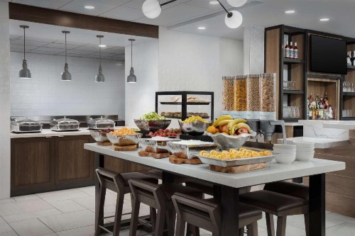 Hilton Garden Inn Tuscaloosa - image 2