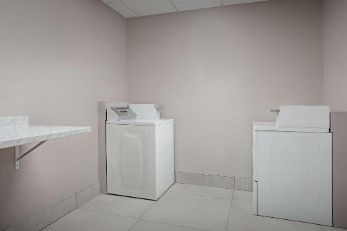 Hilton Garden Inn Tuscaloosa - image 43