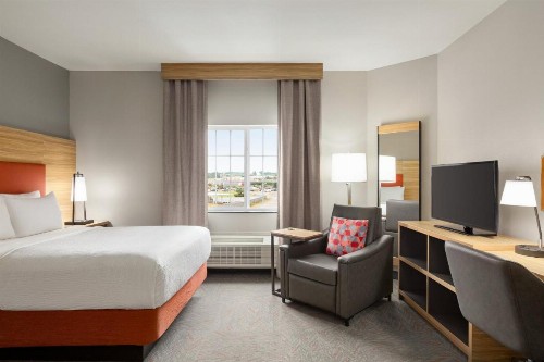 Candlewood Suites Tuscaloosa an IHG Hotel - image 15