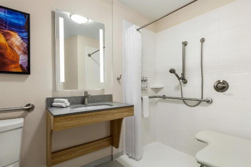 Candlewood Suites Tuscaloosa an IHG Hotel - image 22