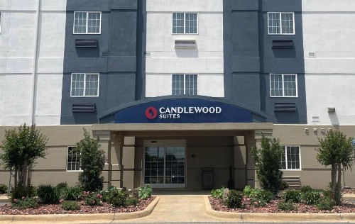 Candlewood Suites Tuscaloosa an IHG Hotel - image 25