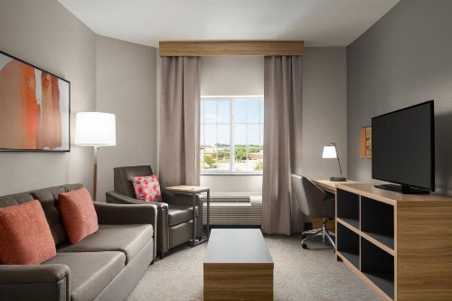 Candlewood Suites Tuscaloosa an IHG Hotel - image 26