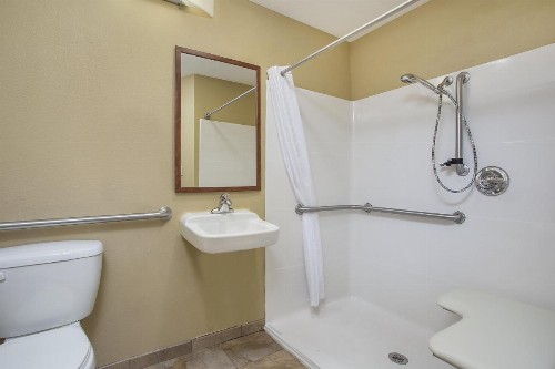 Candlewood Suites Tuscaloosa an IHG Hotel - image 29