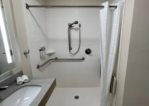 Candlewood Suites Tuscaloosa an IHG Hotel - image 46